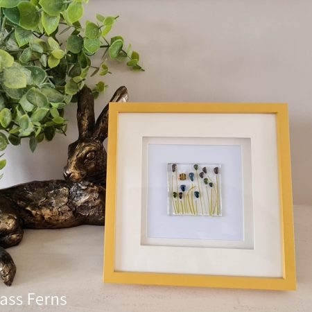 Keepsake fused glass blank card featuring a little bee buzzing in amongst blue pom-pom flowers