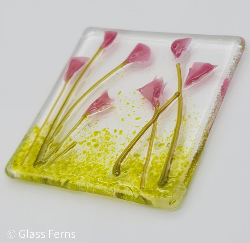 Keepsake fused glass blank card featuring beautiful pink Calla Lilies.