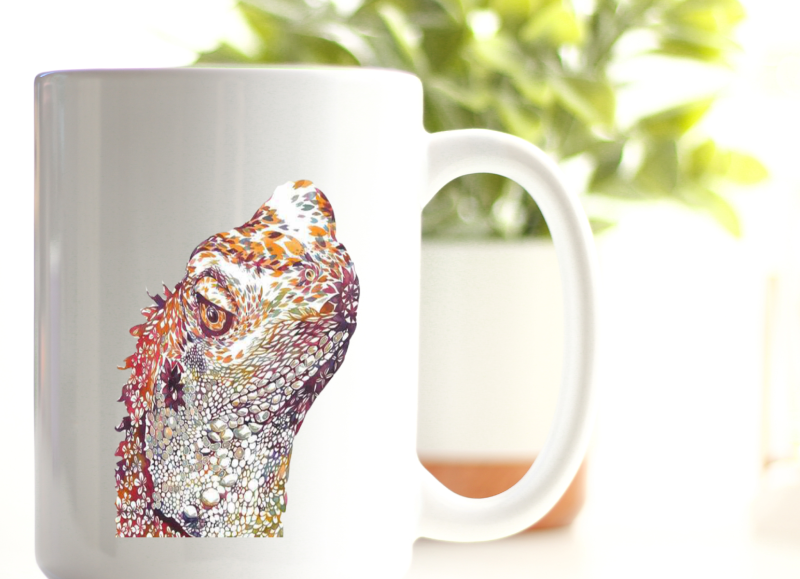 Lizard Peeping Coffee Mug