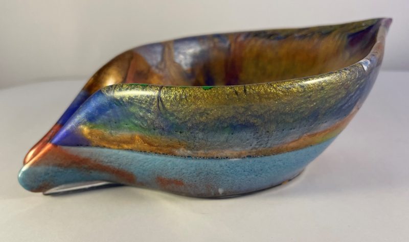 Resin soap dish