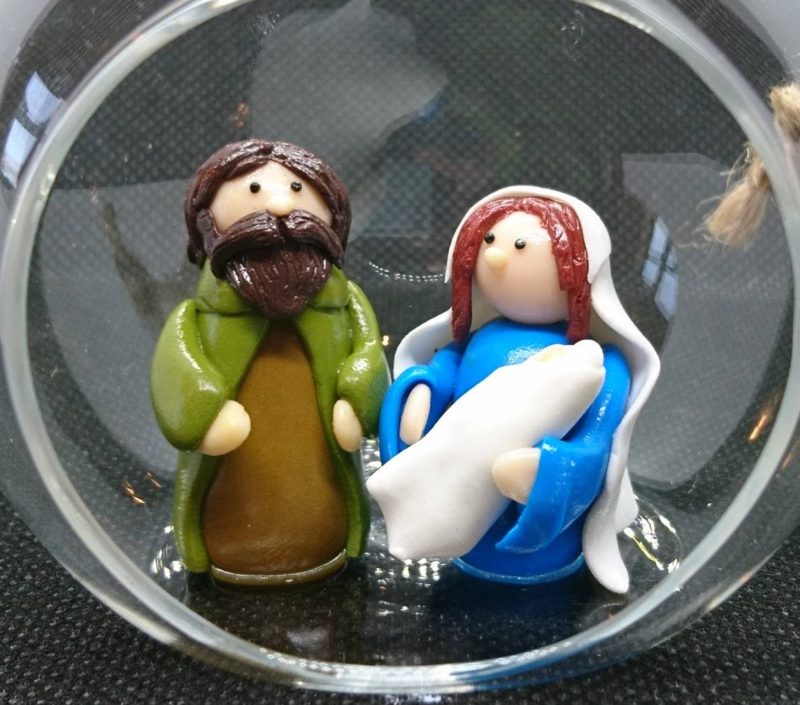 Nativity Scene Bauble, Nativity decoration, traditional christmas, Mary and Joseph
