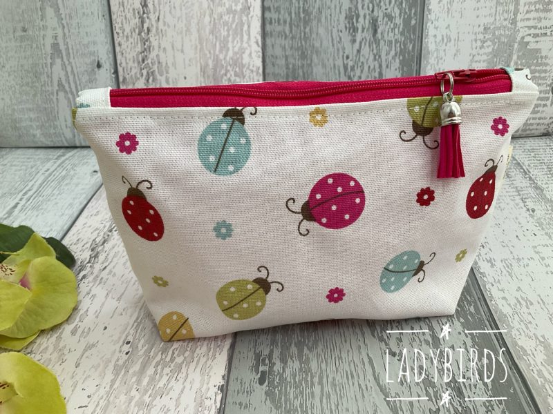 Handmade make up bag/cosmetic bag/travel bag