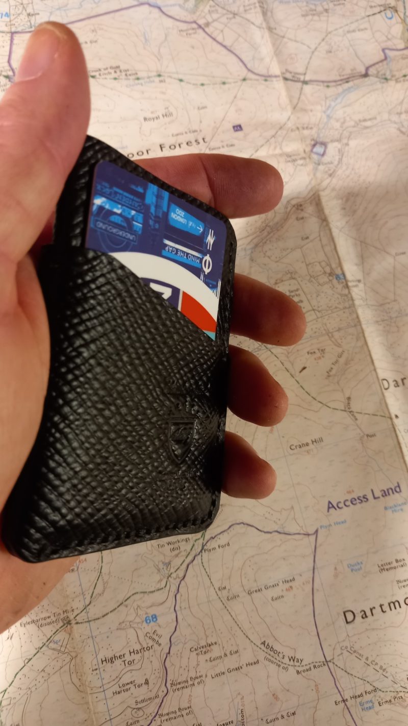 Card Holder, Handcrafted from 1.2mm vegtan Leather (Copy)