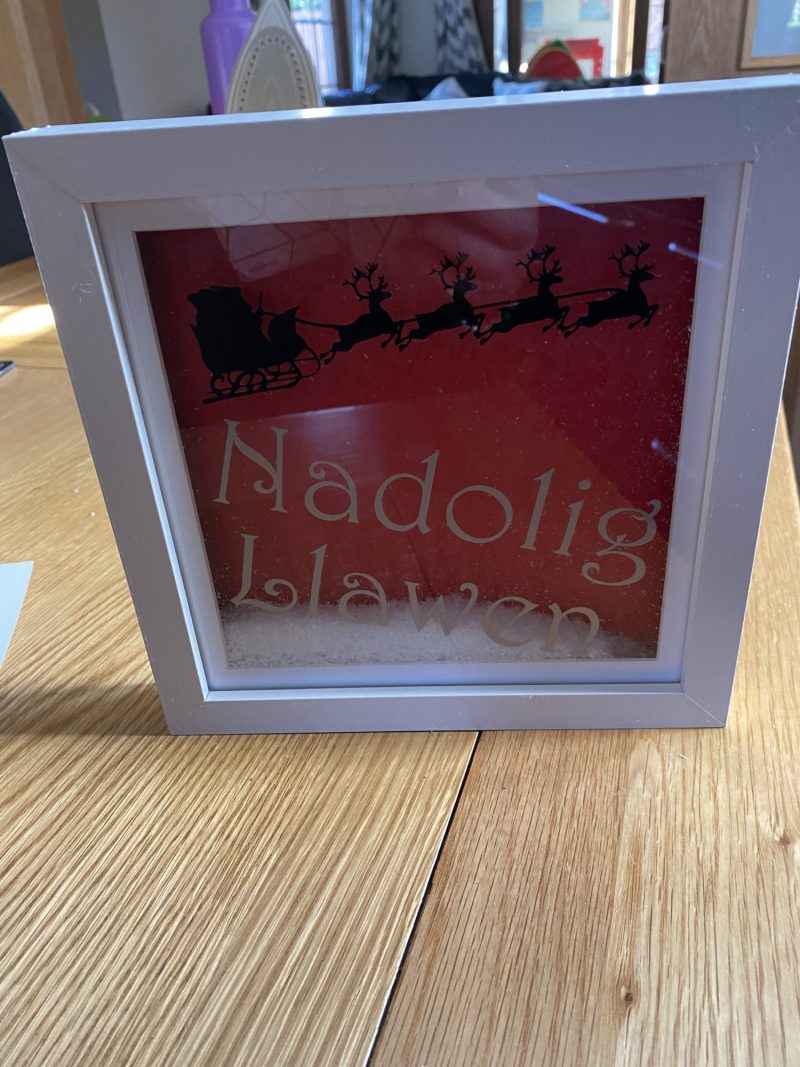 Nadolig Llawen Shadow Box