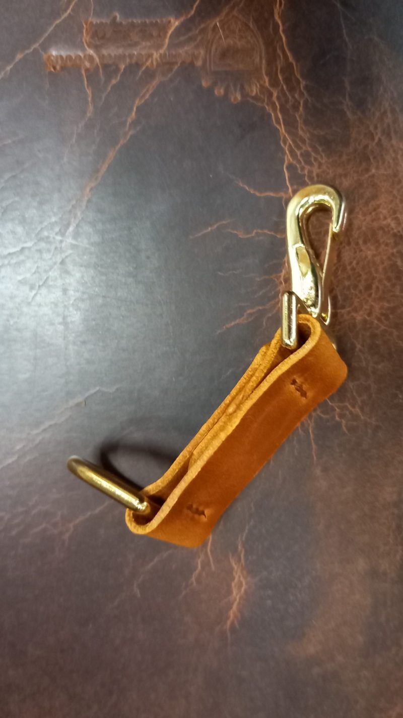 Keyring, Handcrafted from 1.8mm Lyveden leather 25mm wide strap.