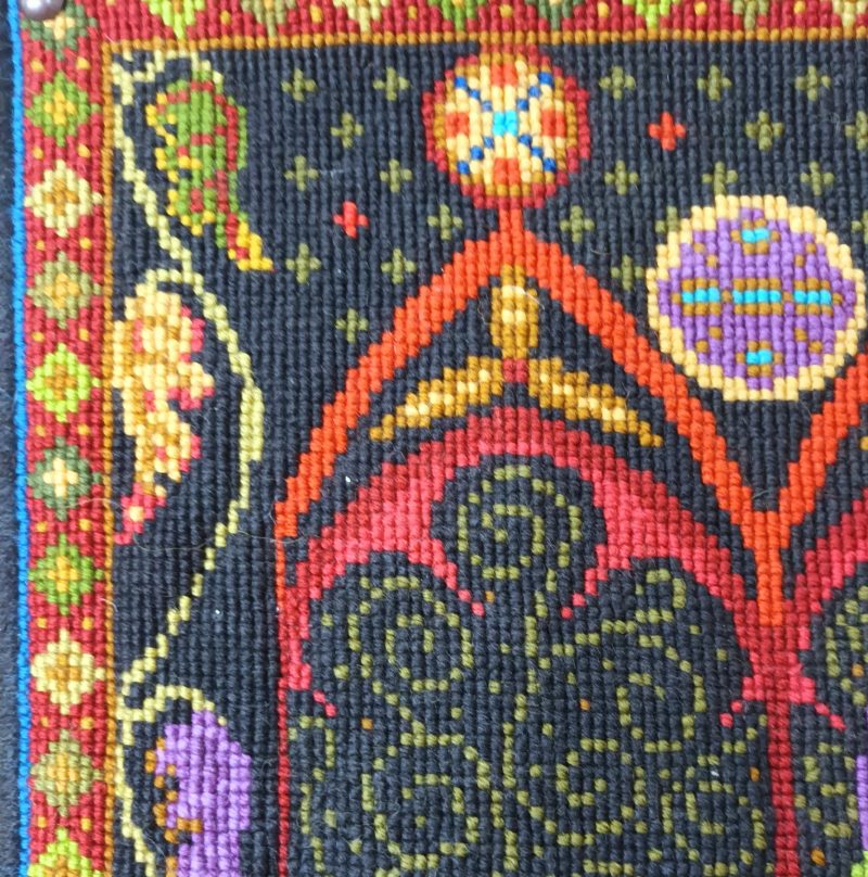 Green Lady Tapestry Kit, Counted Cross-stitch, Needlepoint, Medieval, Arts and Crafts, Wall-hanging