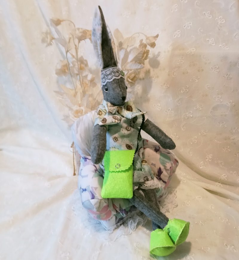 Ruby Rabbit OOAK - A quiet and kind rabbit with impeccable taste. Soft Sculptured Figurine Handmade.