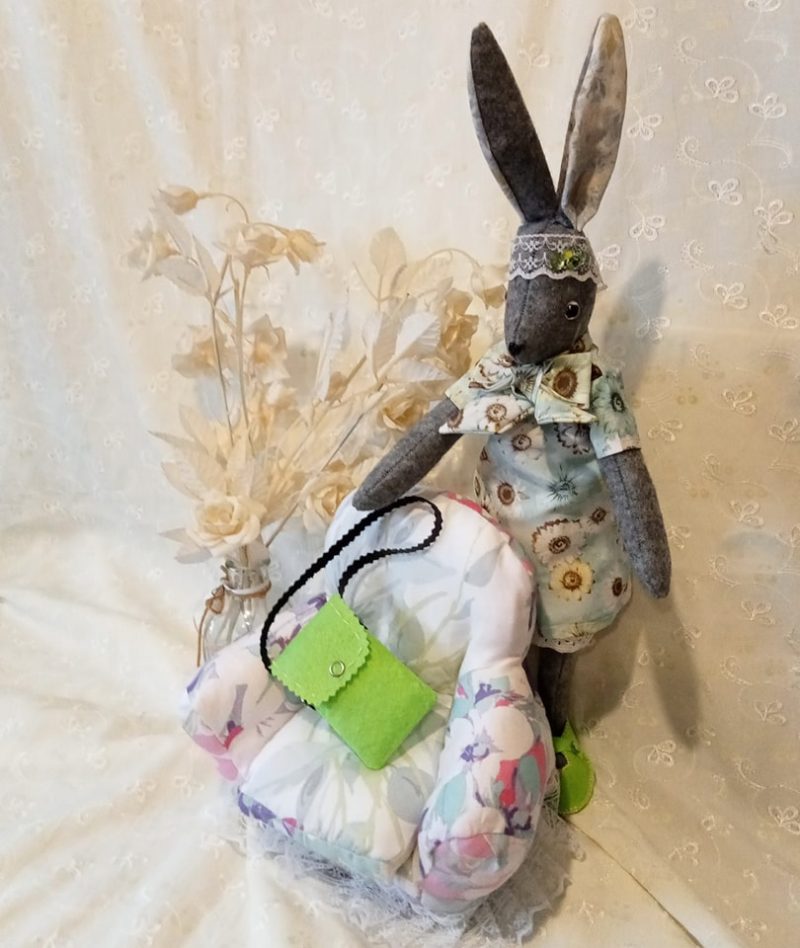 Ruby Rabbit OOAK - A quiet and kind rabbit with impeccable taste. Soft Sculptured Figurine Handmade.