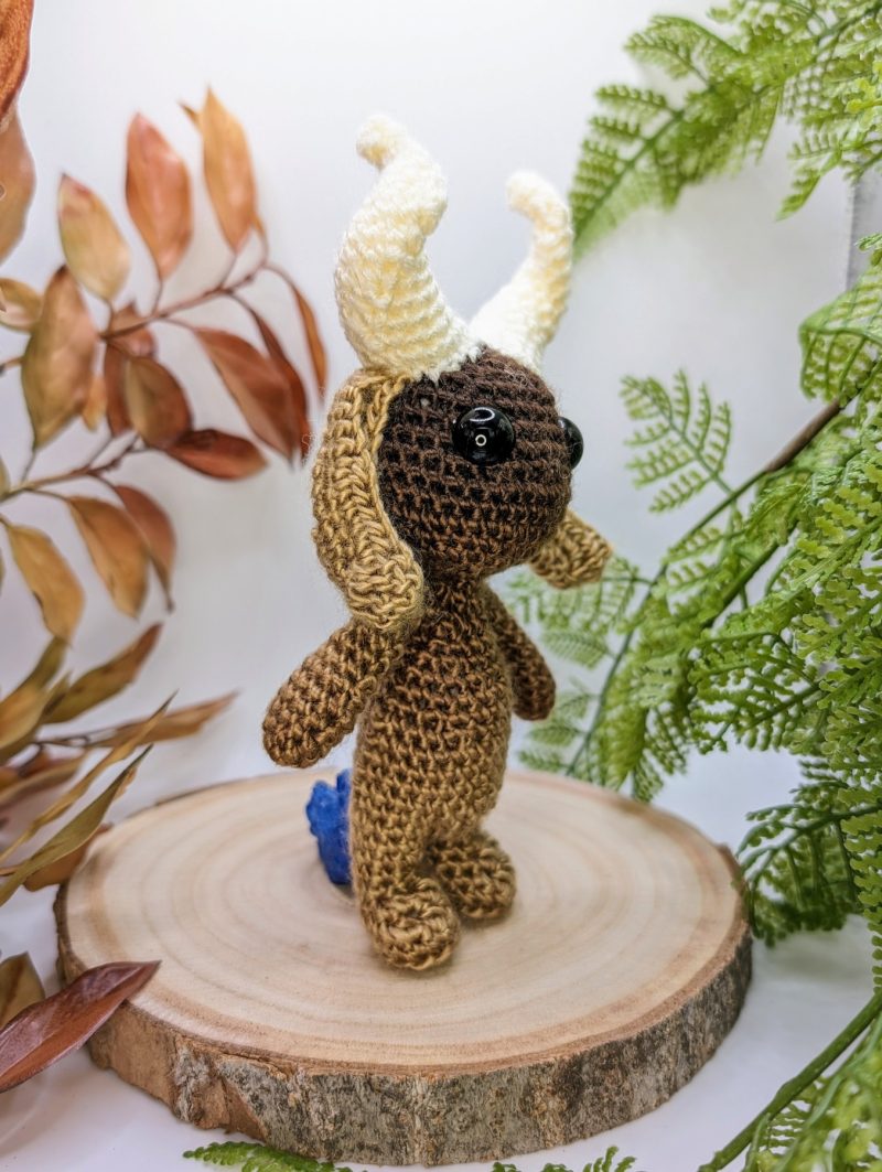 Enchanted Woodland Ramshorn Fae figure - brown