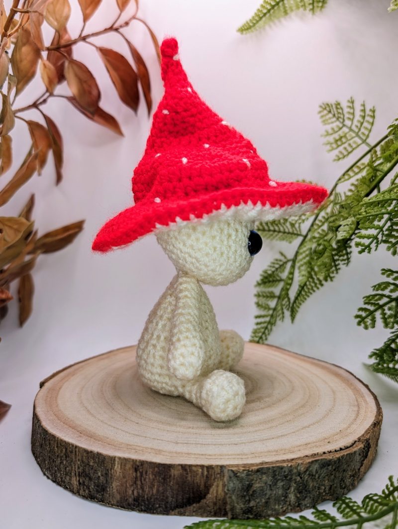 Enchanted Woodland Mushroom Wildling figure - Red mushroom - cream variety
