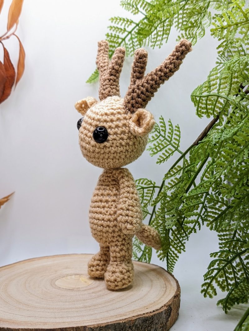Enchanted Woodland Deer Wildling figure