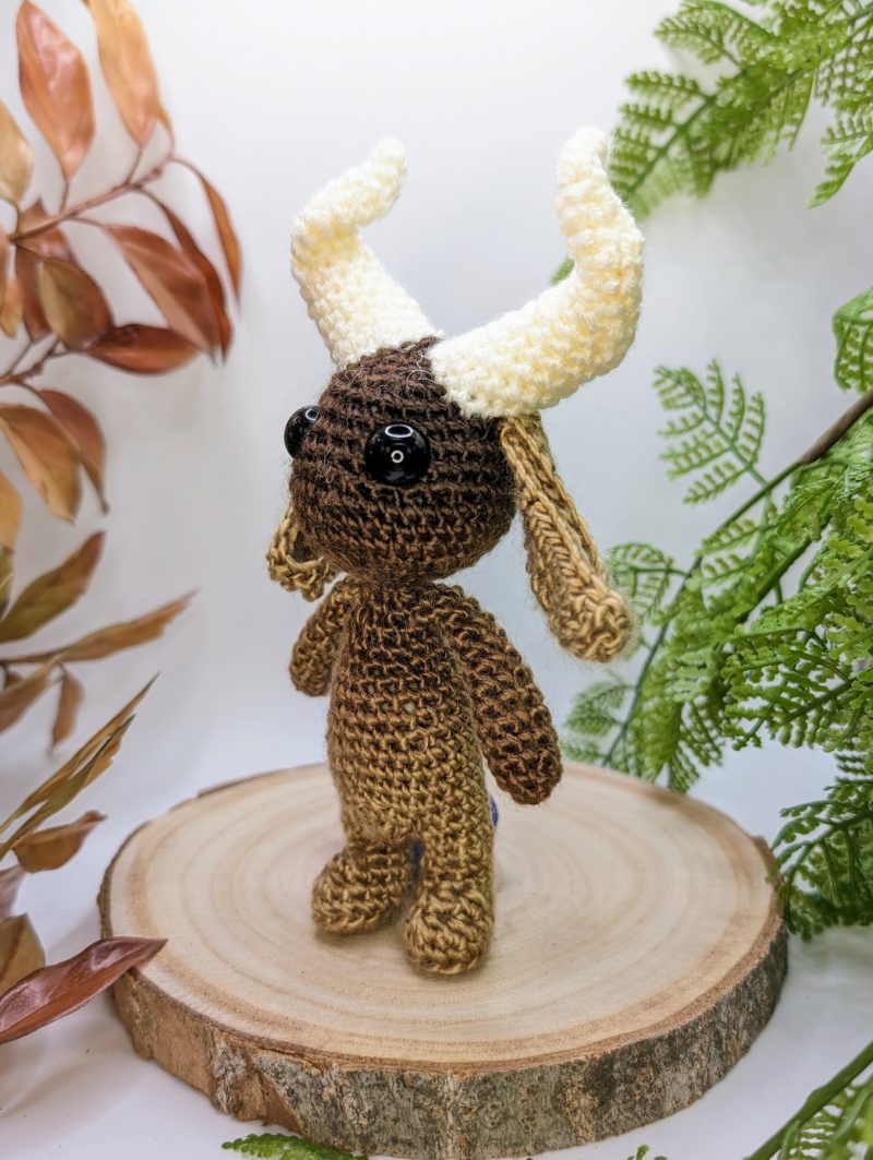 Enchanted Woodland Ramshorn Fae figure - brown