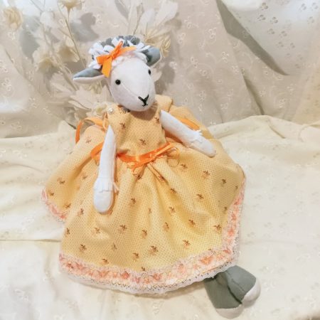 Maisie Lamb OOAK - Ambitious lamb, she dreams of great things. Soft sculptured figurine Handmade.