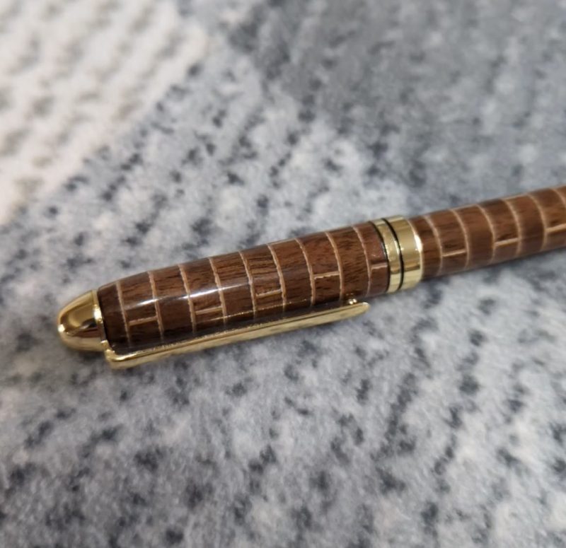 Euro twist style pen made from Walnut and oak