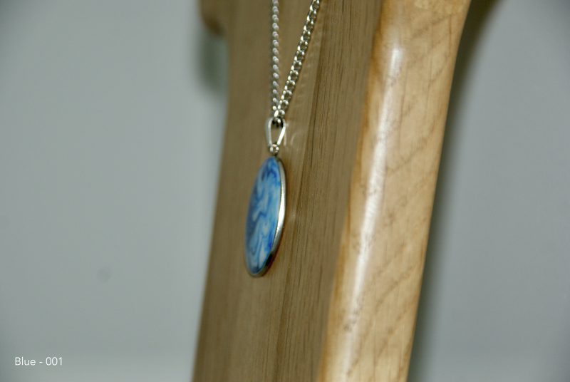 Blended Resin Pendant Necklaces - Blue