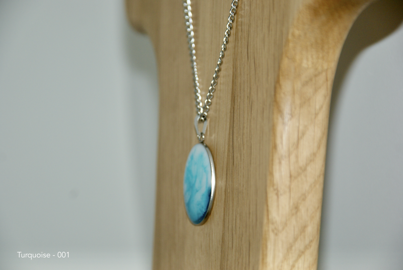 Blended Resin Pendant Necklaces - Turquoise