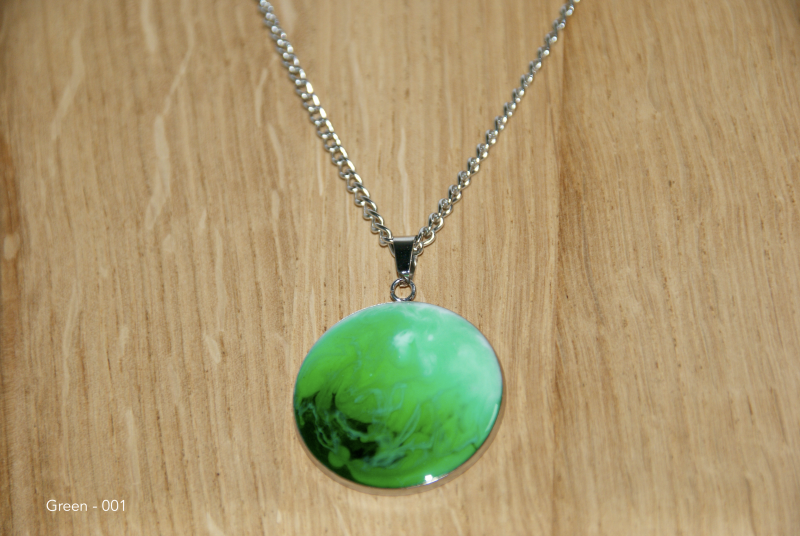 Blended Resin Pendant Necklaces - Green