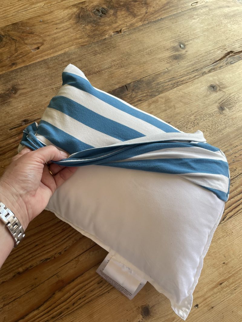 Mini pillow with removable cover ("Simply Sky")