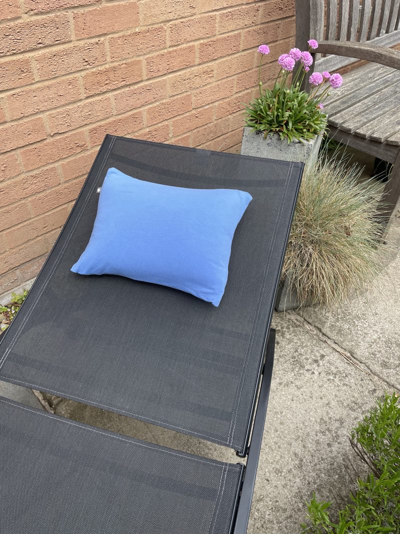 Mini pillow with removable cover ("Simply Sky")