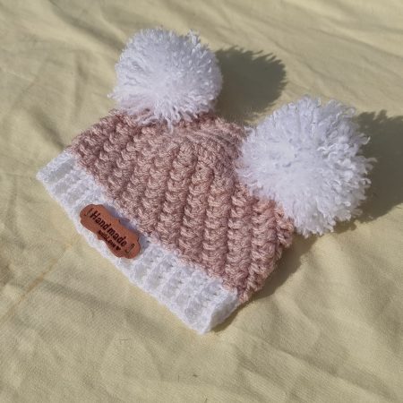 New born Pom Pom hat