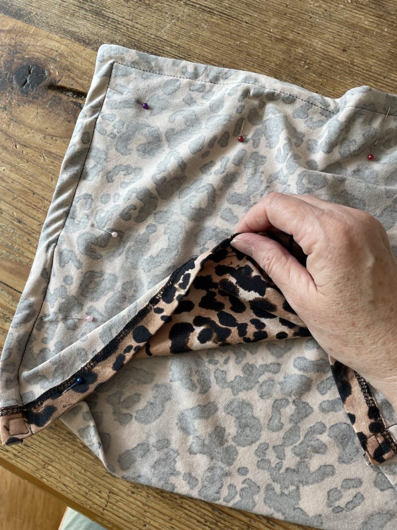 Mini pillow with removable cover ("Snow Leopard")