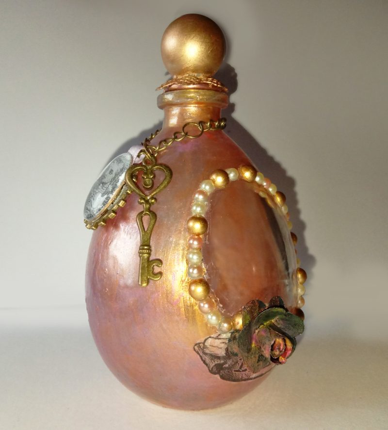 Alice in Wonderland Themed Decorative bottle