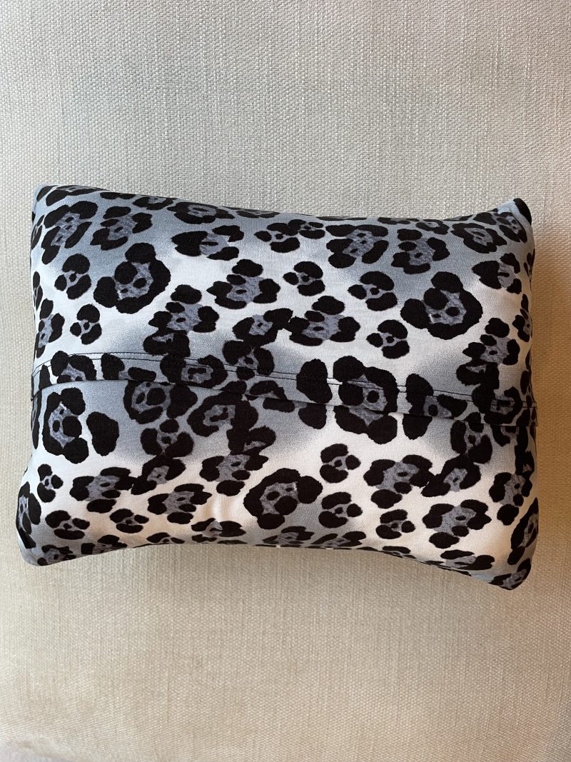 Mini pillow with removable cover ("Snow Leopard")