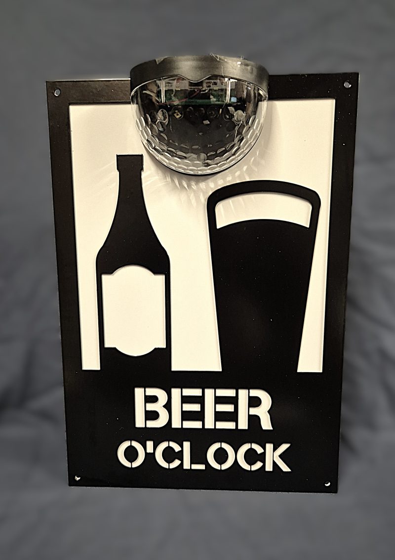 Beer o Clock solar light wall plaque.
