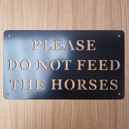 Please Do Not Feed The Horses Sign - Image 2