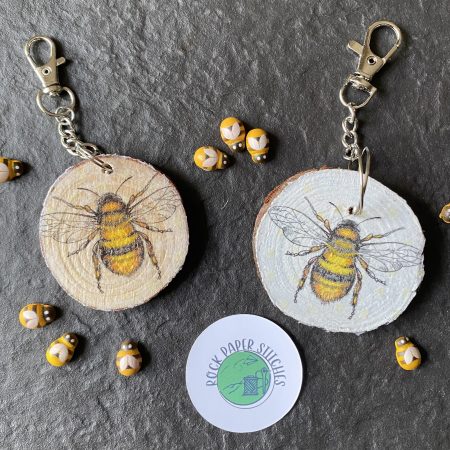 Bee wood cookie key ring