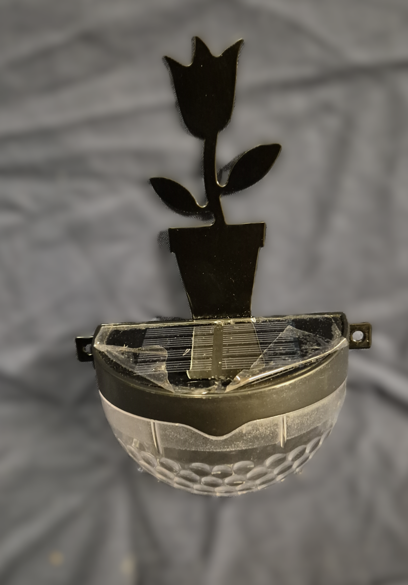 Flower fence post solar light.