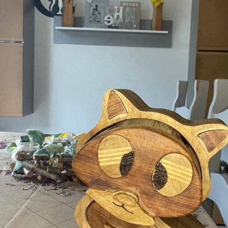 Meet Birba, the Charming Cat Box