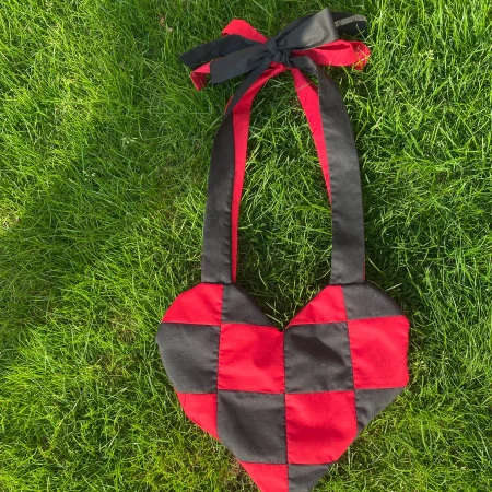 Red and black checkered heart tote bag, adjustable straps, bow heart bag, shoulder bag, cotton