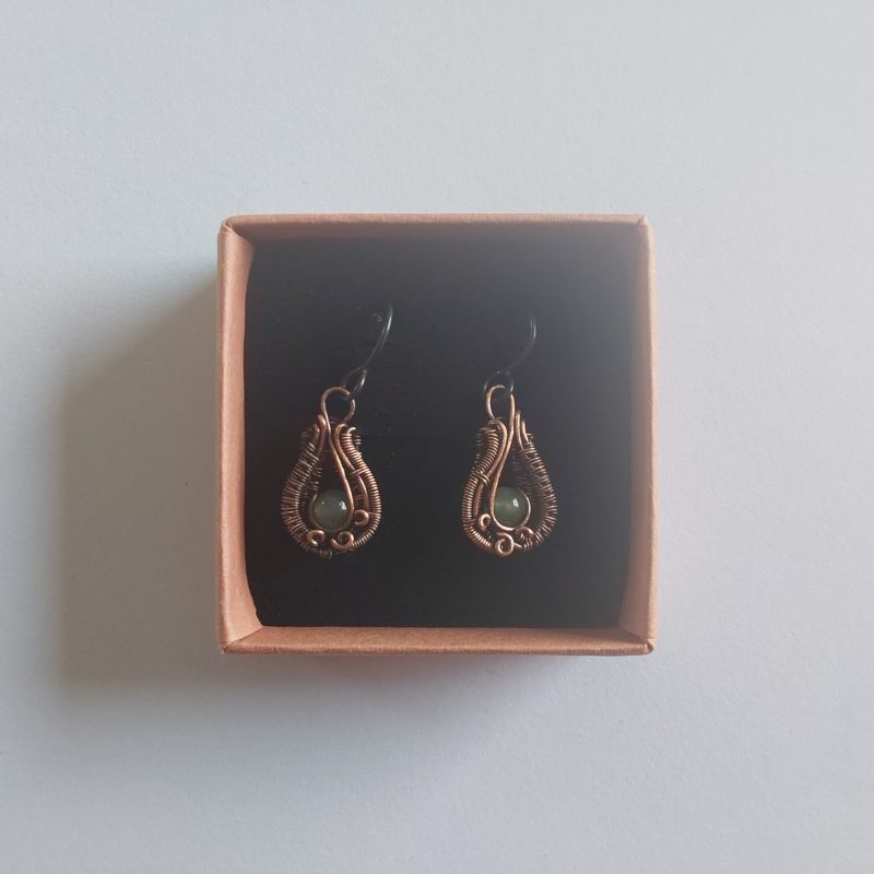 Wire weave Green Aventurine earrings with Niobium hypoallergenic ear wires.