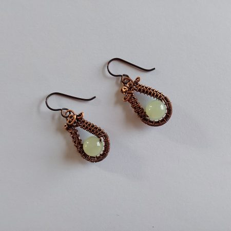New Jade wire weave dangly earrings. - Image 4