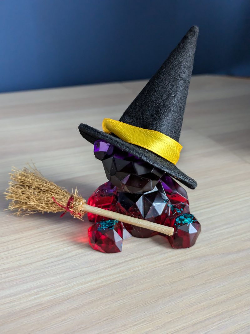 Resin bears come in various colours with various accessories