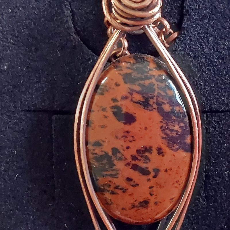 Wire wrapped Mahogany Obsidian pendant in antiqued copper. Length 4.5 cm with an 18 inch Rolo link chain. Free Tracked postage in UK