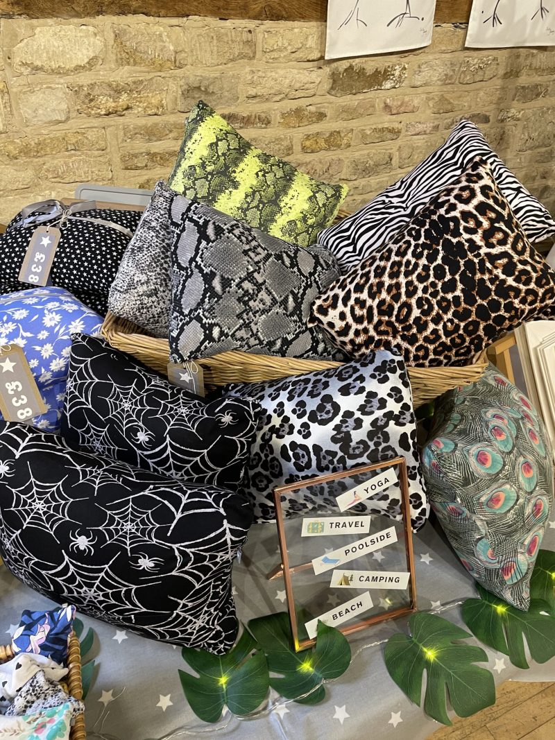 Mini pillow with removable cover ("White Snake")