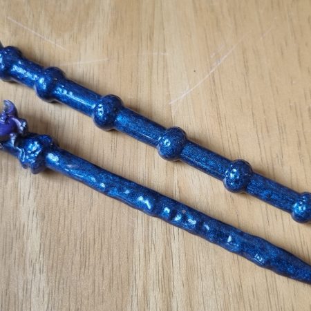 Set of 2 resin dragon novelty shaped pens