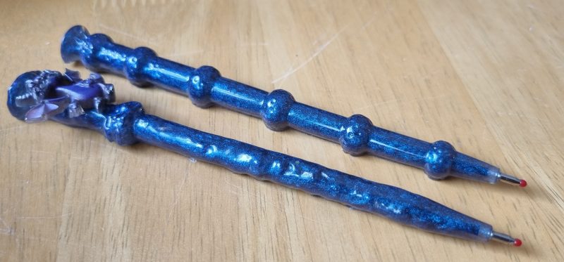 Set of 2 resin dragon novelty shaped pens