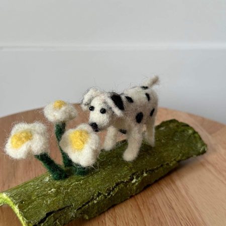 Needle felted Spot and the daisy flowers
