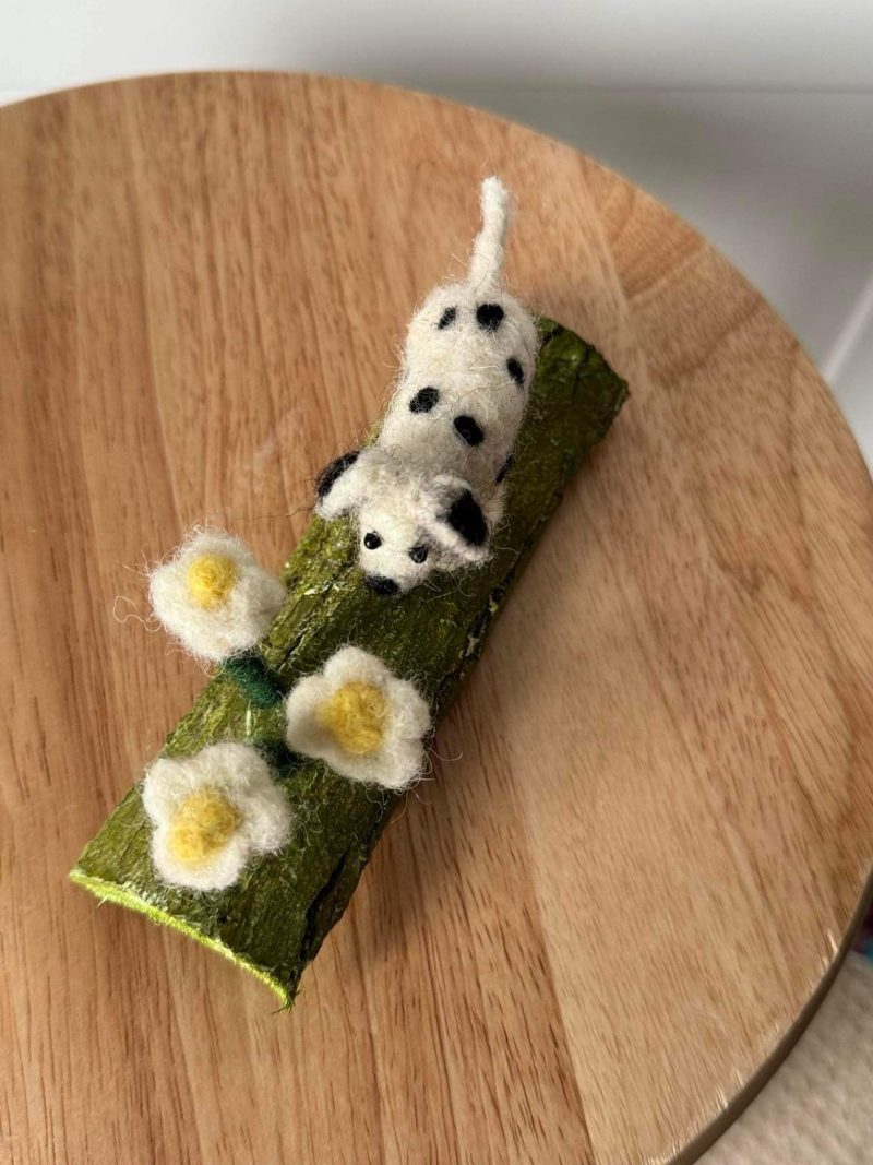 Needle felted Spot and the daisy flowers