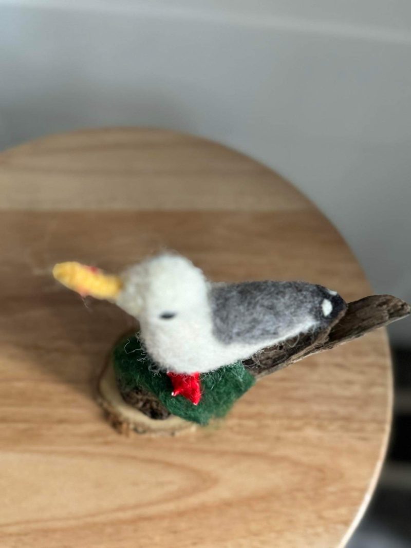Needle felted Gill the gall on a lookout