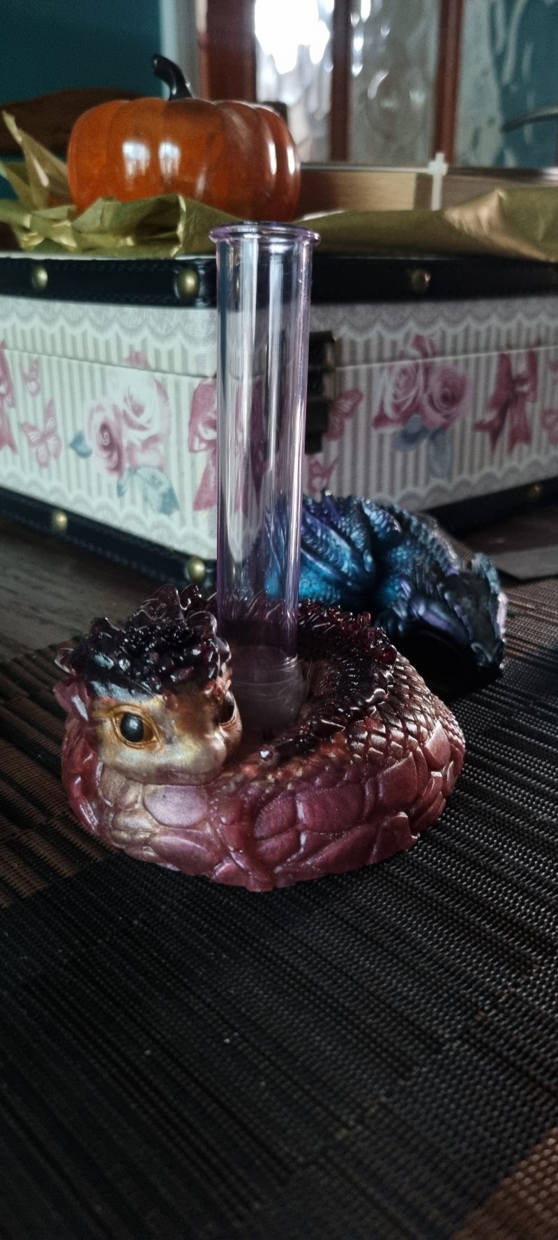 Resin curled up dragon 'Orion' in multiple colours and compositions, mini vase/candle holder