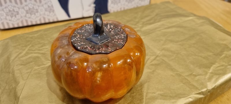 Novelty resin pots (strawberry, pumpkin and more)