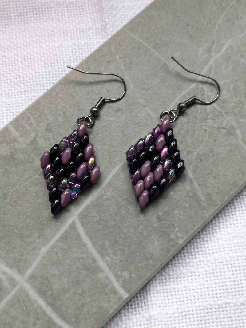 Handwoven Beaded Diamond-Shaped Dangle Earrings - Black and Purple