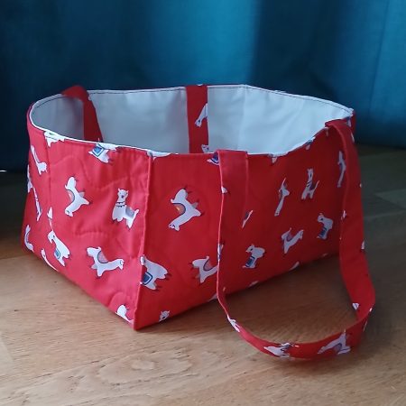 Quilted crafting bag with carry handles