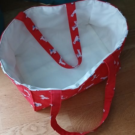Quilted crafting bag with carry handles