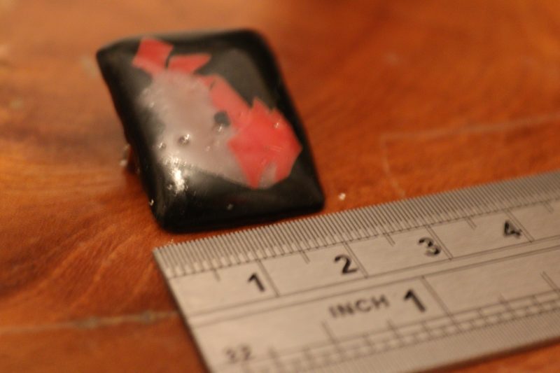 Fuse glass brooch [C1]