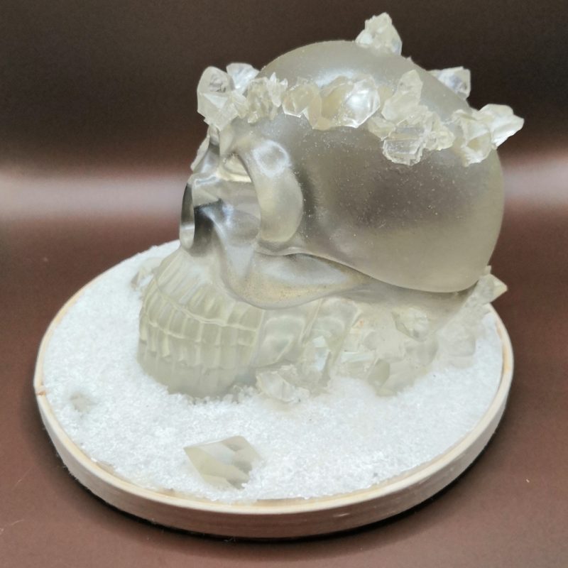 Crystal Skull - The King in Quartz - resin cast | crystal effect | miniature human skull